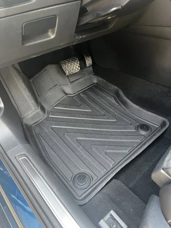 Volkswagen Passat B8 2015-2022 Premium Havuzlu Oto Paspas