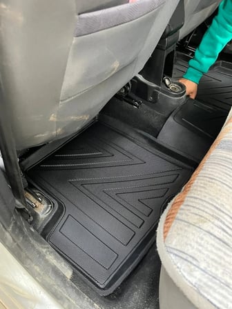 Dacia Duster 4X2 2009-2017 Premium Havuzlu Oto Paspas