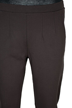 Barem Kadın Buse Rahat Kalıp Yan Cepli Orta Kalın Çelikli Kahve Pantolon