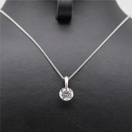 Yuvarlak Minimal Zirkon Taşlı Kolye Silver