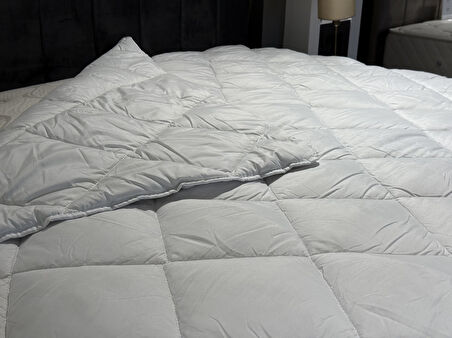 Zinde Microfiber Yorgan 195*215 Kendinden Biyeli