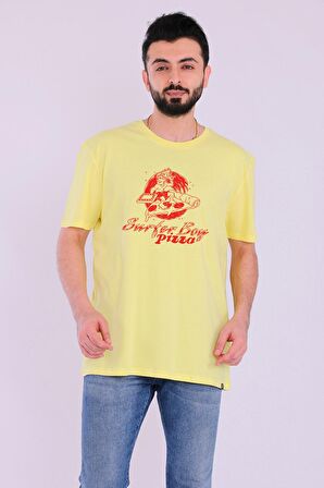 Stranger Things Surferboy Pizza Baskılı Sarı Kısakol Erkek Tshirt