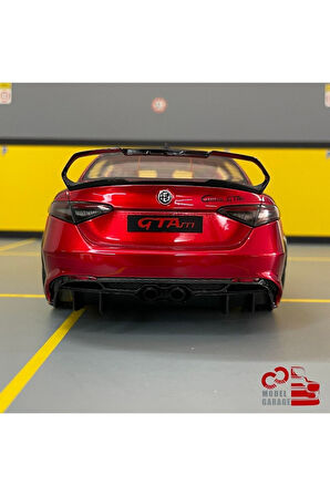 Alfa Romeo Giulia Gta M 1/18 Ölçek Diecast Metal Model Araba