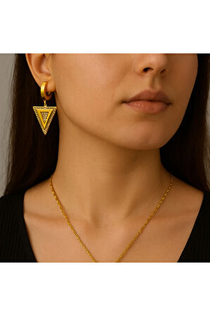 316L Çelik Kararma Yapmaz Üçgen Zirkon Taşlı Şık Zarif Kadın Küpe