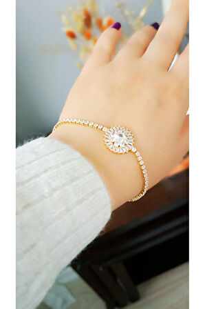 1.Sınıf Çelik Kararma Yapmaz Zirkon Taşlı Çok Şık ve Zarif Bileklik