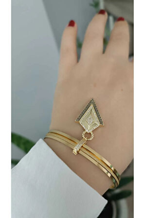 Çelik Kararmaz Charmlı Ortası Simli 3'lü Ajda Bilezik(İSTEDİĞİNİZ CHARMI SORULAR BÖL.BELİRTİNİZ)