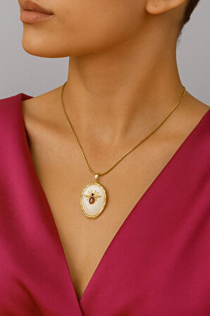 Çelik Kararma Yapmaz Oval Taşlı Arı Figürlü Şık Zarif Kadın Kolye