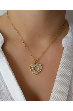 Zirkon Taşlı Kalp Figürlü Karar Yapmaz 1.Sınıf Kadın Kolye