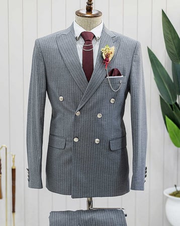 Beystil Sivri Yaka Gri Çizgili Kruvaze Takım Elbise Togo - Slim Fit