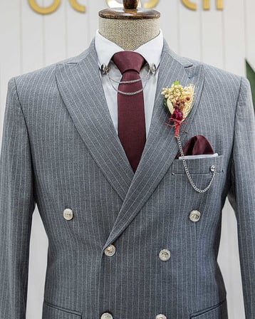 Beystil Sivri Yaka Gri Çizgili Kruvaze Takım Elbise Togo - Slim Fit