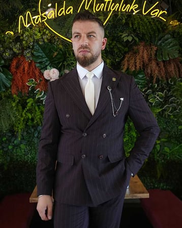 Beystil Sivri Yaka Bordo Çizgili Kruvaze Takım Elbise 53151 - Slim Fit