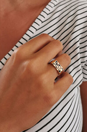 Altın Dikdörtgen Mineli Tarz Yüzük