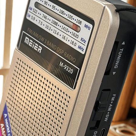 Dexxony Taşınabilir Şarjlı Cep Radyosu (Deprem Çantasına Uygun)