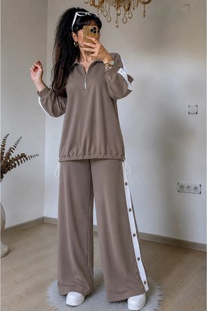 Dik Yaka Çıtçıt Detaylı Takım Kahve