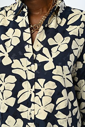 KADIN ÇİÇEK DESENLİ LACİVERT OVERSİZE KESİM GÖMLEK