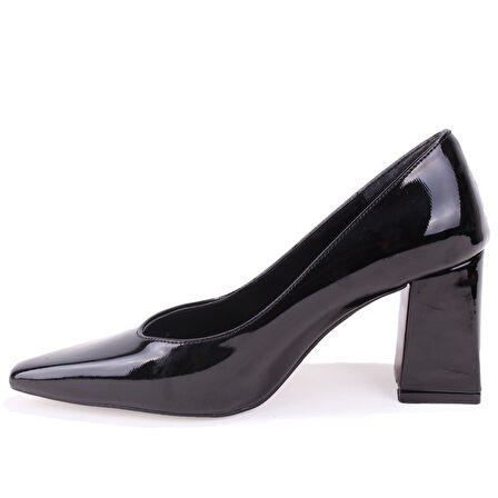 Dagoster DZA07-129615 Siyah Rugan Stiletto Topuklu Kadın Ayakkabı