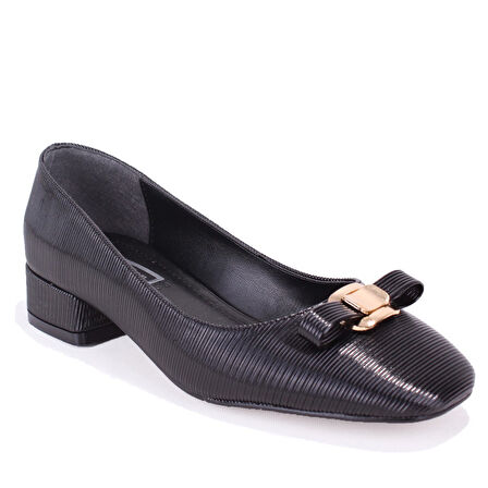 Dagoster DZA07-108526415 Siyah Rugan Klasik Topuklu Kadın Ayakkabı