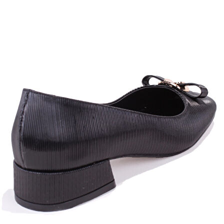 Dagoster DZA07-108526415 Siyah Rugan Klasik Topuklu Kadın Ayakkabı