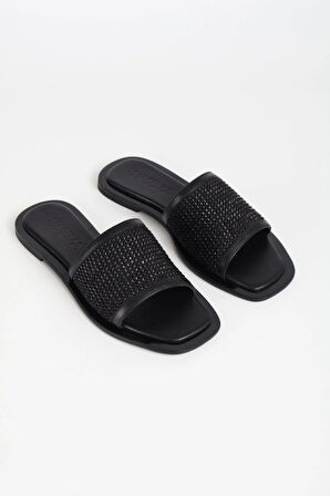 Haşema Kadın Hasır Detaylı Siyah Terlik 110-15