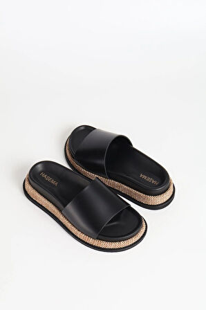 Haşema Kadın Hasır Detaylı Siyah Terlik 3073