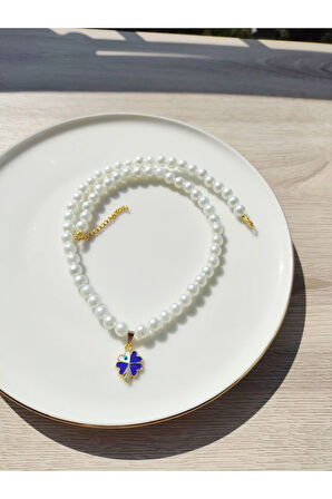 El Yapımı -İnci Parıltısıyla Yonca Gold Detaylı Kolye