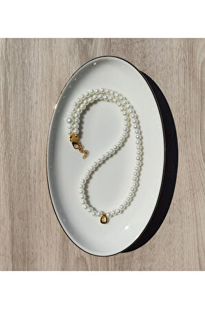 El Yapımı -İnci Zarafetinde Harfli İnci Kolye - Kişiselleştirilmiş Hediye