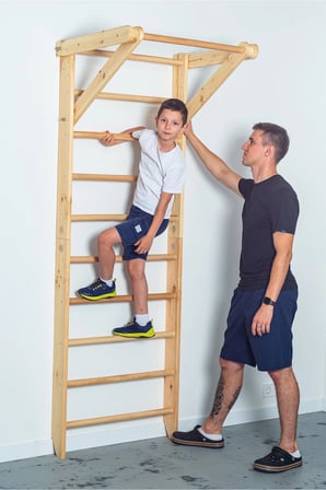 DizyWood Ahşap İsveç Duvarı – Tırmanma Merdiveni ve Egzersiz Barı