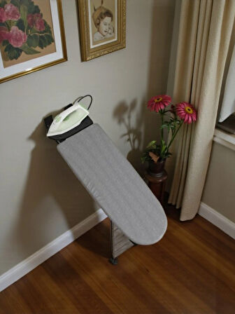 Ütü Masası Papatya Duvara Monte Katlanabilir Ütü Masası Pratik Sağlam Metal Yapılı Gri