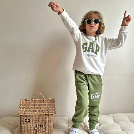 PAMUKLU KUMAŞ ERKEK ÇOCUK ALT ÜST TAKIM 2'Lİ EŞOFMAN TAKIMI