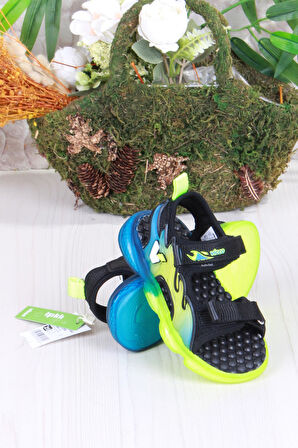 Vicco 332.B25Y.256 Jack Siyah Rahat Esnek Işıklı Erkek Çocuk Sandalet