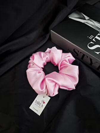 Kadın Saten Toka / M - Şeker Pembesi – Tekli Lüks Lastik Model Scrunchie
