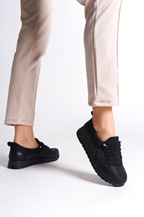 VIOLET Bağcıklı Lastikli Ortopedik Rahat Taban Taş Detaylı Klasik Kadın Babet Anne Ayakkabısı  CST - Siyah