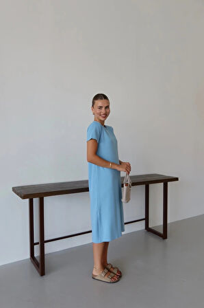 Modal yırtmaçlı elbise mavi pt