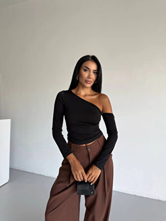 Omuz detaylı kollu bluz siyah f2336