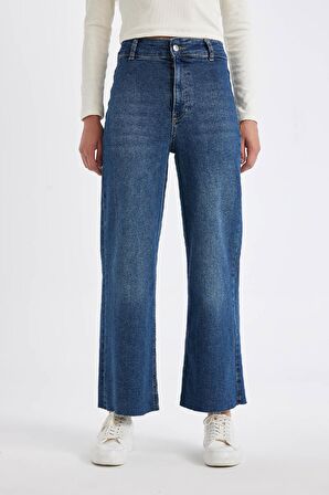 DeFacto Culotte Yüksek Bel Kısa Geniş Paça Jean Yıkamalı Pantolon D4327AX24AUNM34