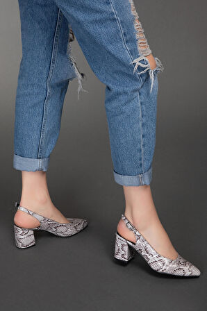 Gondol Kadın Hakiki Deri Yılan Desenli Topuklu Ayakkabı şhn.709