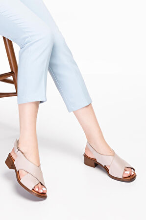 Gondol Hakiki Deri Kısa Topuklu Çapraz Sandalet iz.6004