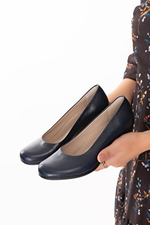 Gondol Hakiki Deri Klasik Orta Boy Topuklu Ayakkabı Vdt.200