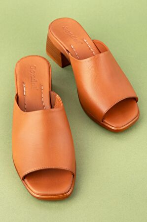 Gondol Kadın Hakiki Deri Orta Topuklu Günlük Şık Terlik iz.12109