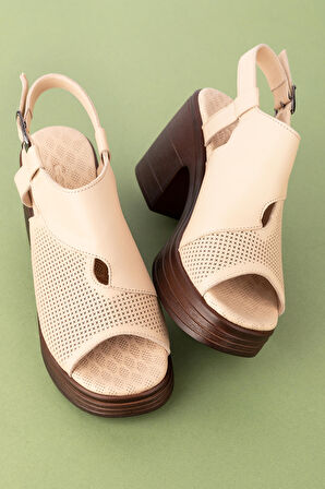 Gondol Kadın Hakiki Deri Platform Topuklu Şık Sandalet  msa.56