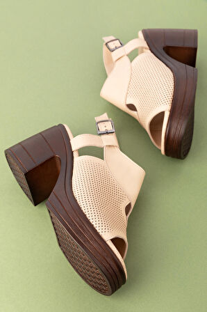 Gondol Kadın Hakiki Deri Platform Topuklu Şık Sandalet  msa.56