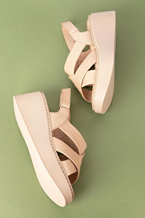 Gondol Kadın Hakiki Deri Çapraz Bantlı Şık Sandalet elnr.472