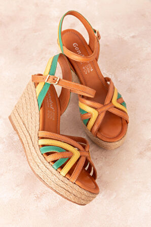 Gondol Kadın Hakiki Deri Dolgu Topuk Platform Sandalet ell.4389