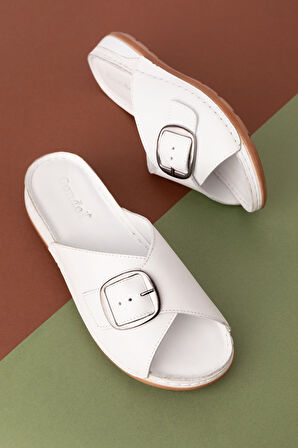 Gondol Kadın Hakiki Deri Anatomik Taban Terlik iz.4608