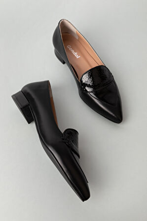 Gondol  Hakiki Deri Sivri Burunlu Kısa Topuklu Ayakkabı ast.8425