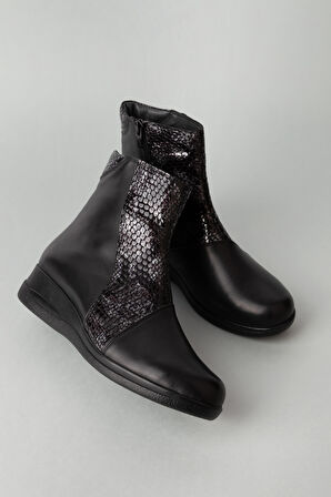 Gondol Kadın Hakiki Deri Yılan Detaylı  Bot elnr.5912