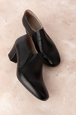 Gondol Hakiki Deri Klasik Orta Boy Topuklu Ayakkabı vdt.62