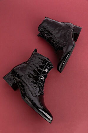 Gondol Kadın Hakiki Deri Kısa Topuklu Şık Bot ast.8154