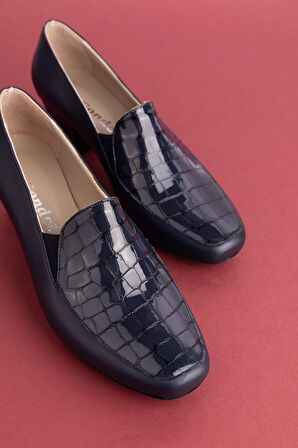 Gondol Hakiki Deri Kısa Topuklu Ayakkabı vdt.61