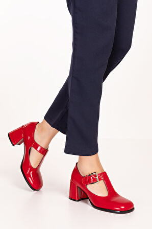 Gondol Kadın Hakiki Deri Yuvarlak Küt Burun Şık Topuklu Ayakkabı mnz.24524 - Kırmızı Rugan - 36